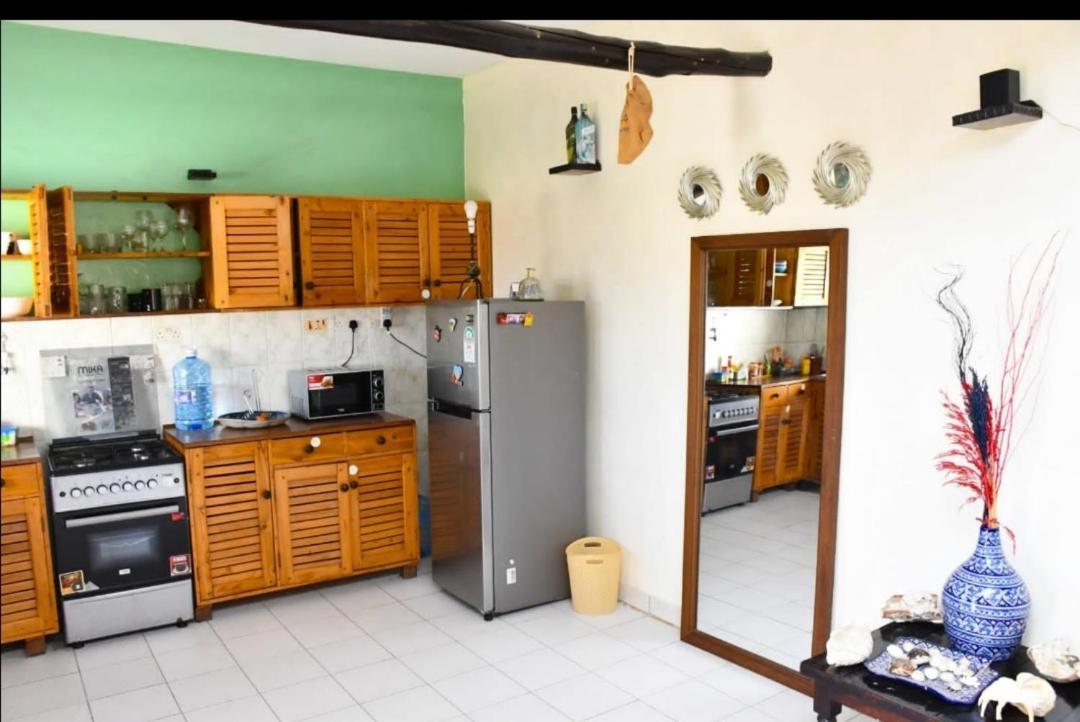 Mavericks Convenient Cozy Loft In Diani'S Cbd Ukunda Exterior photo